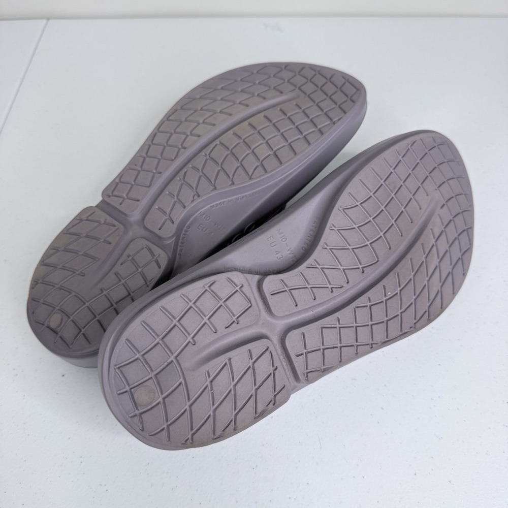 Oofos OOriginal Recovery Sandals Flip Flops Comfort Purple Unisex M10 W12 - Picture 8 of 9